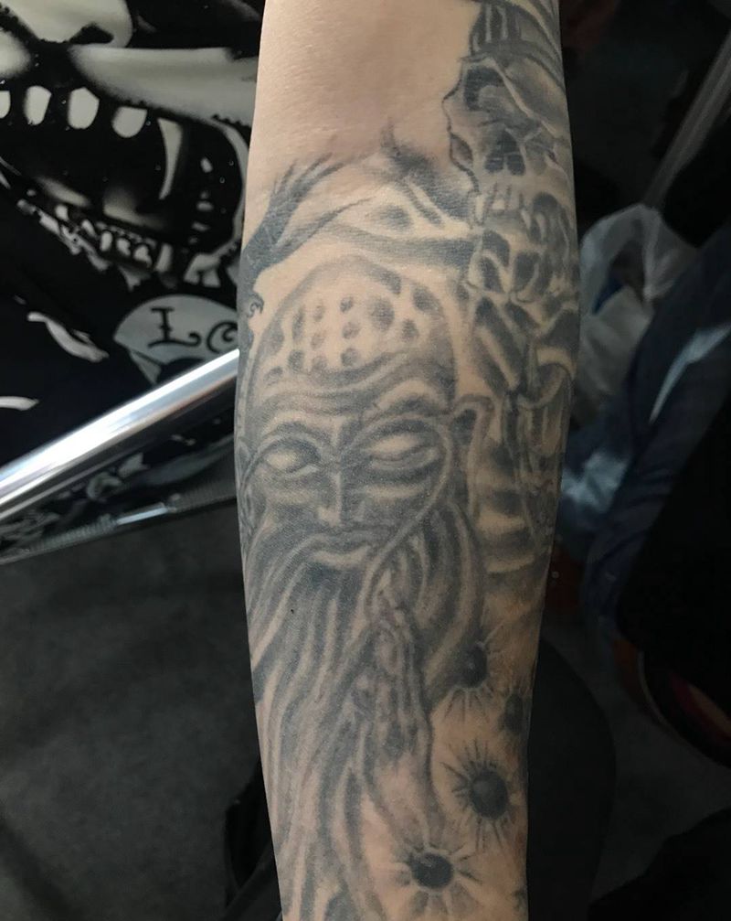 洗纹身纹身图片_贴纸人物图腾几何植物宗教字符静物情侣动物纹身图案