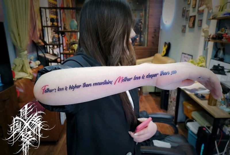 小臂英文纹身图片_手臂花体字英文纹身图案