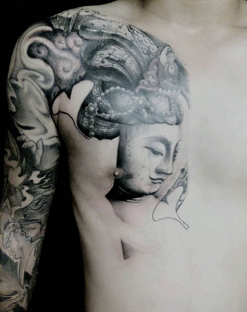 石雕文殊菩萨纹身图片_胸部腹部传统写实人物宗教纹身图案