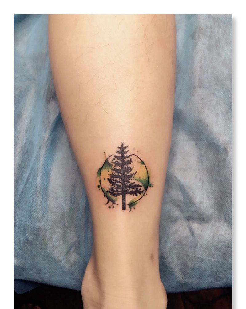 雕卓小乔作品纹身图片_腿部水彩树小清新纹身图案