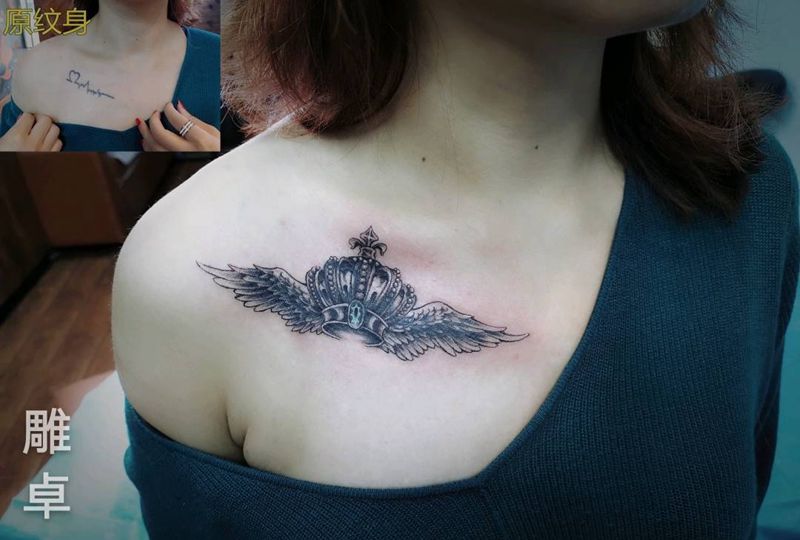 锁骨皇冠遮盖纹身图片_胸部颈部锁骨皇冠翅膀纹身图案
