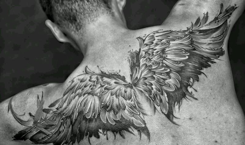 以前在怪兽巫驻店的作品纹身图片_背部水墨纹身图案