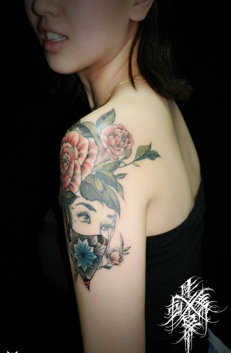 旧图修改纹身图片_手臂New School素花纹身图案