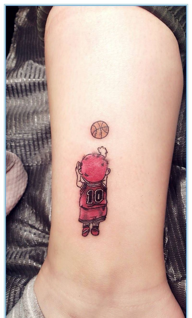 彫卓小乔作品纹身图片_成品腿部清新人物简笔画纹身图案