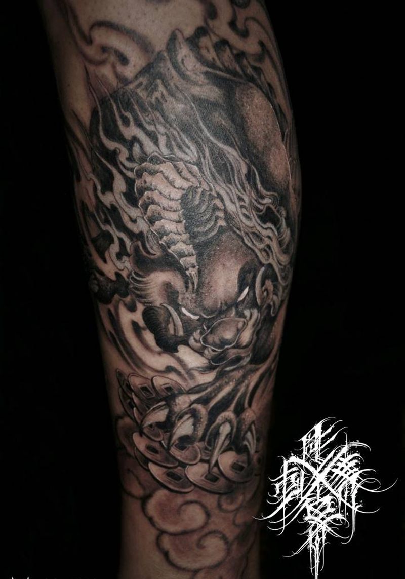 貔貅纹身图片_腿部新传统欧美写实貔貅纹身图案