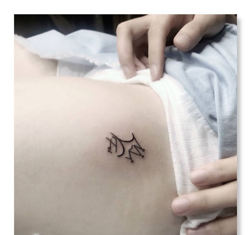 雕卓小乔作品纹身图片_腿部小清新纹身图案