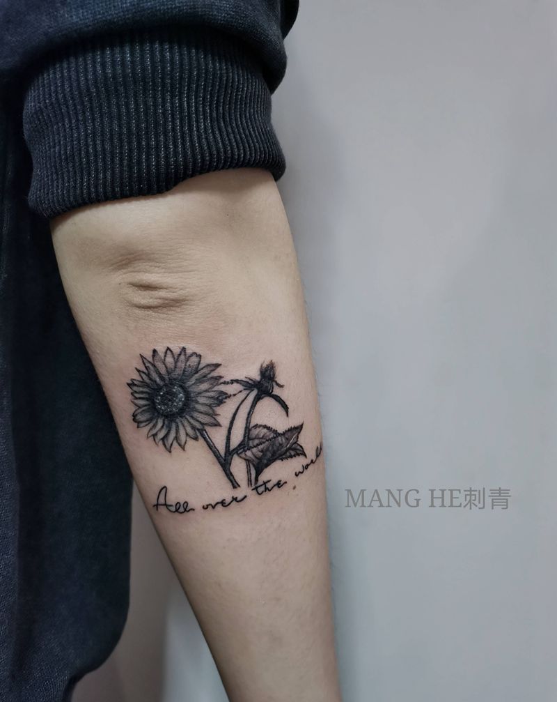 向日葵纹身图片_手臂水墨纹身图案