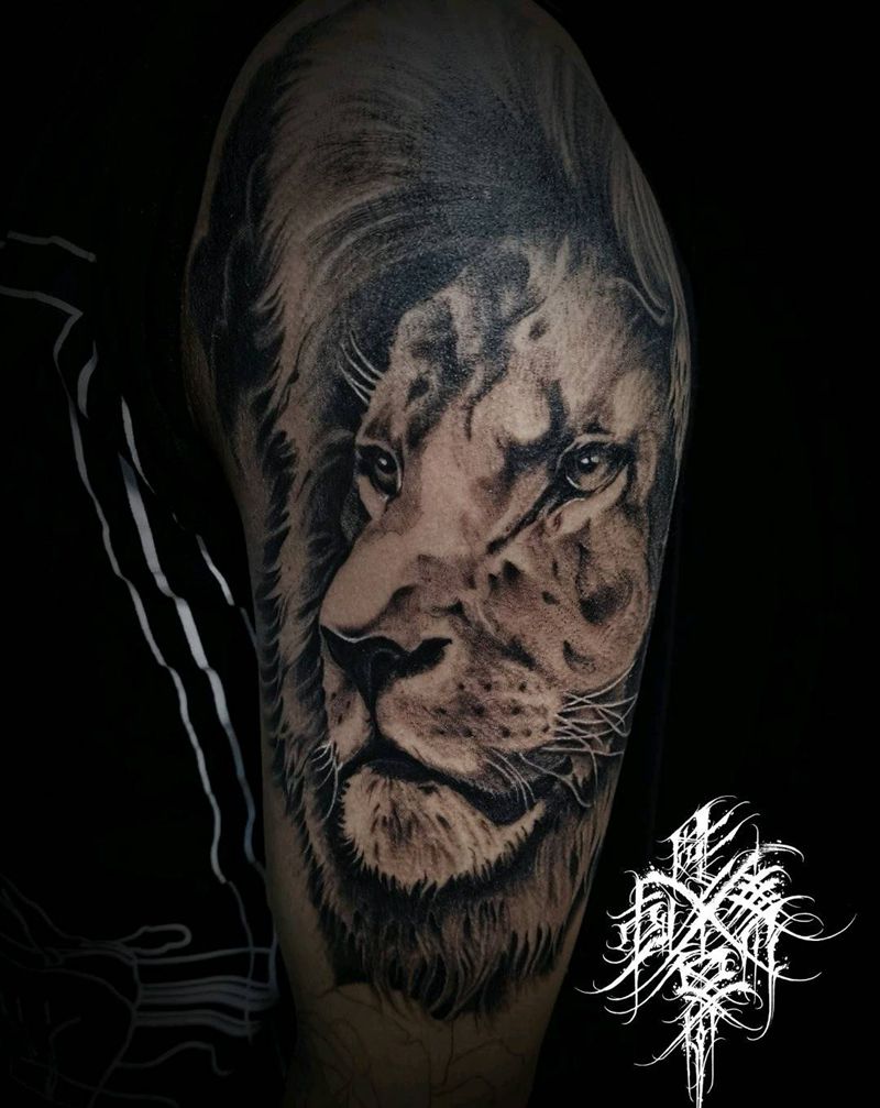 lion纹身图片_手臂欧美写实狮子纹身图案