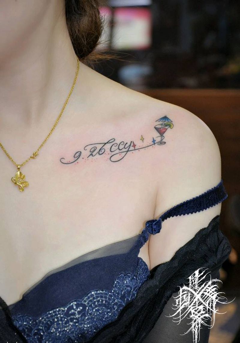 定制锁骨小清新纹身图片_胸部肩部锁骨小清新纹身图案