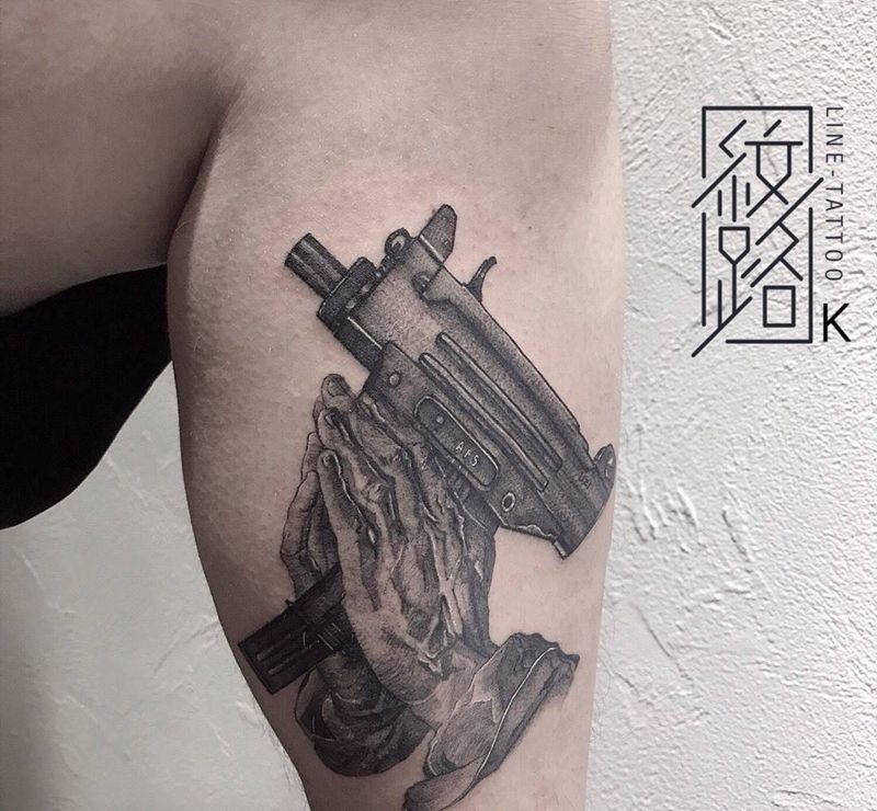 uzi 佛手纹身图片