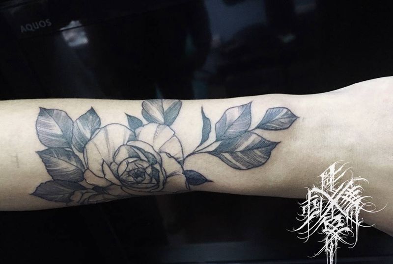 素花纹身图片_手部手臂素花小清新纹身图案