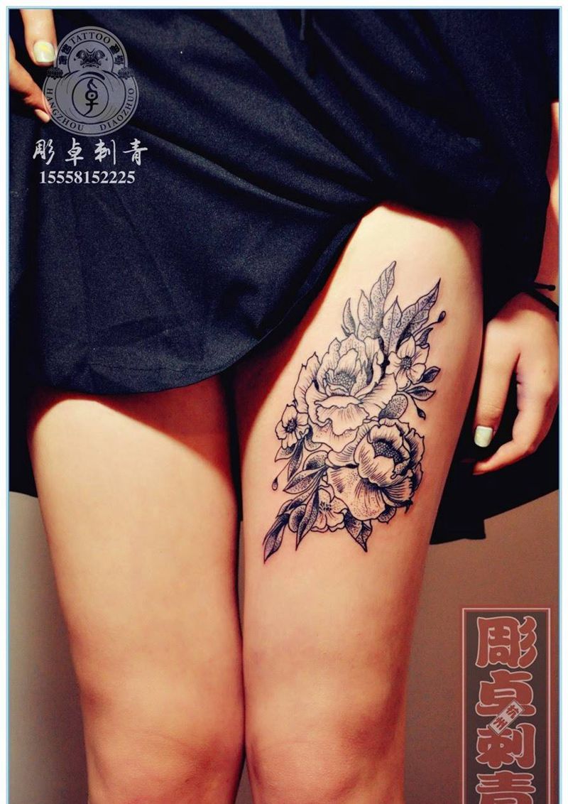 大腿线条牡丹纹身图片_成品腿部清新几何牡丹大腿线条纹身图案