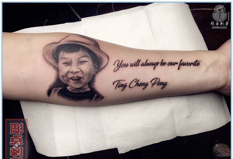 写实纹身图片_成品手臂肖像人物写实素描纹身图案