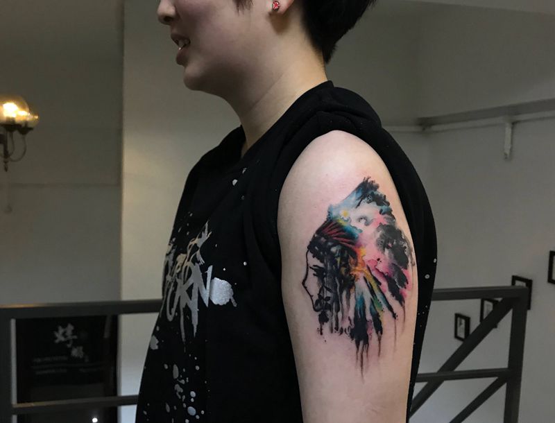 水彩酋长纹身图片_成品手部手臂欧美原创清新人物纹身图案