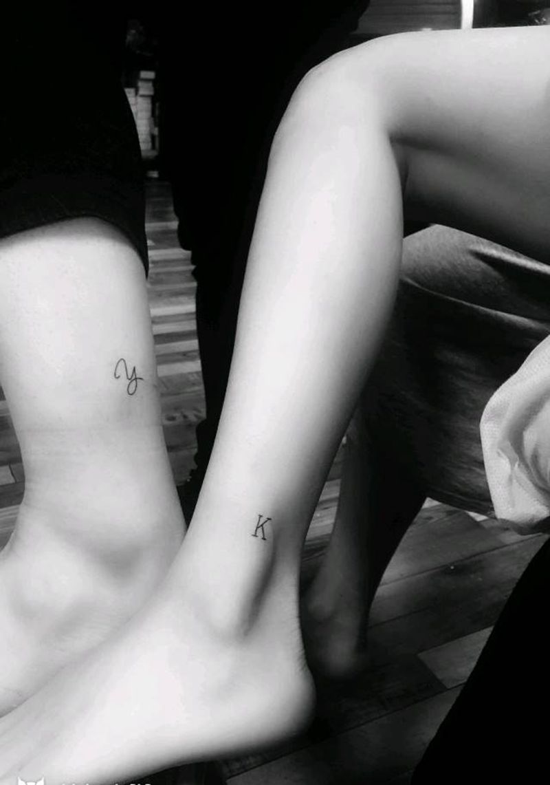 情侣纹身纹身图片_脚部纹身图案