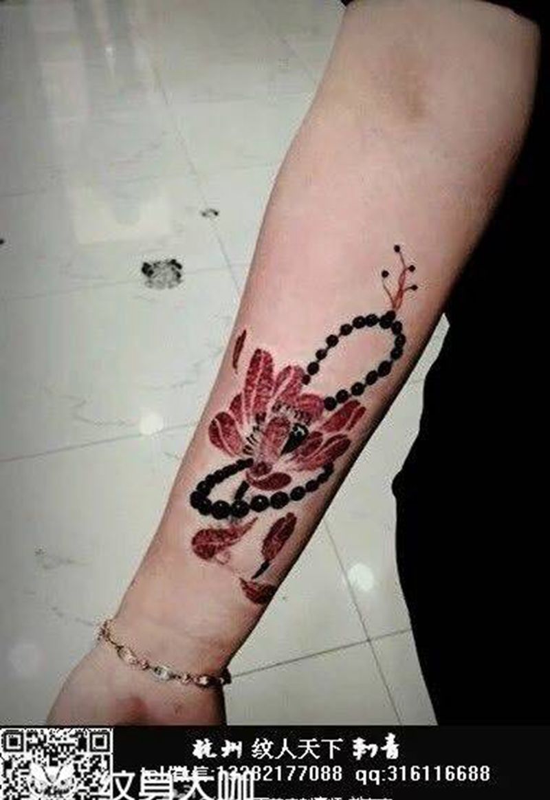 莲花佛珠纹身图片