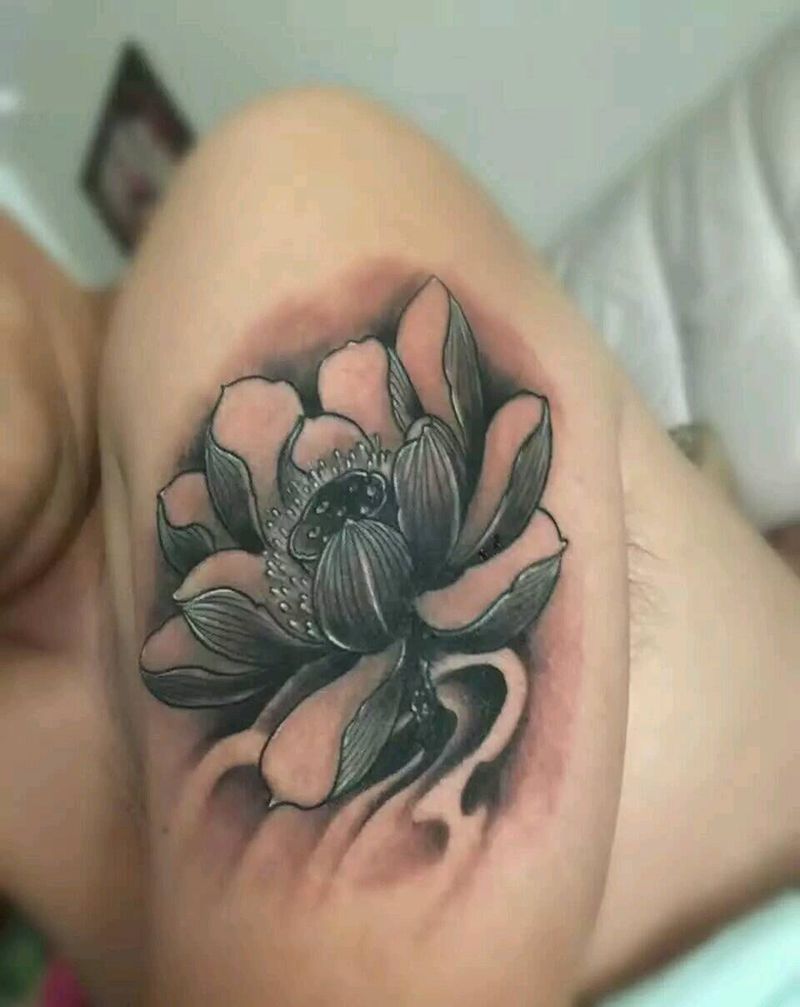 荷花纹身图片