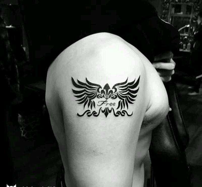 图腾   翅膀纹身图片