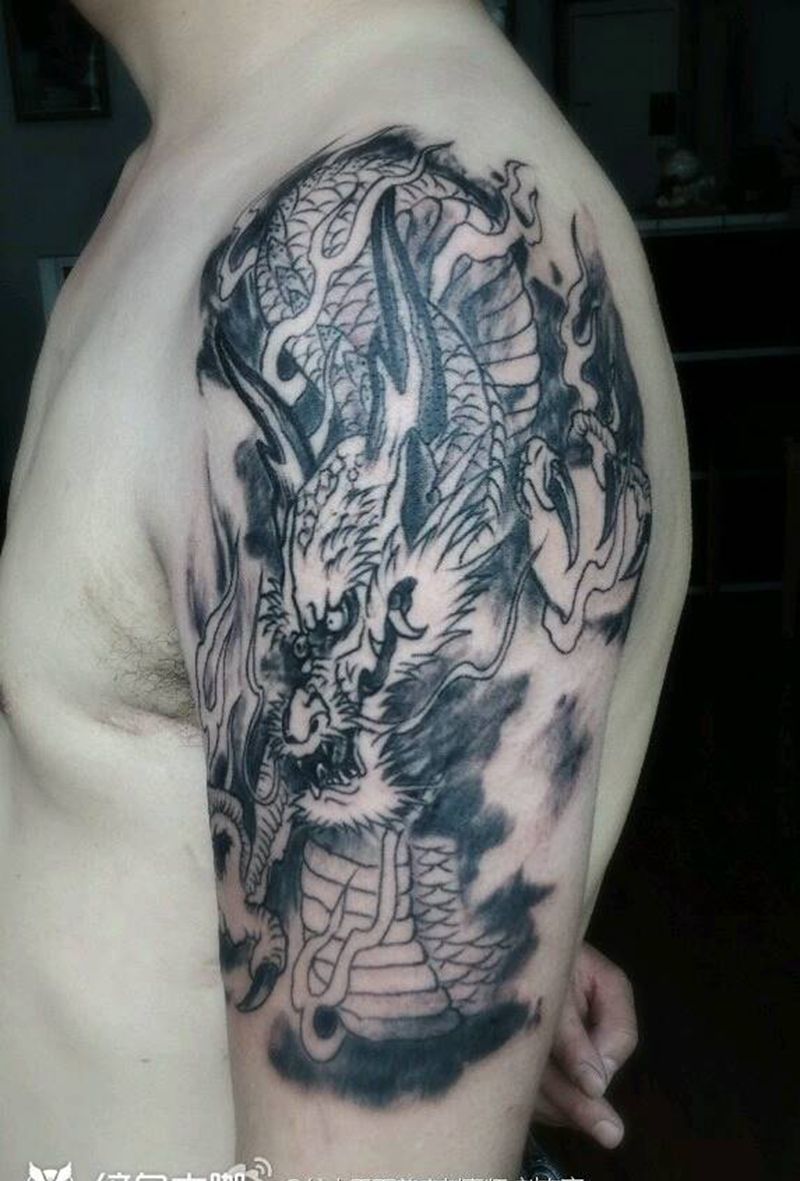 大臂纹身纹身图片