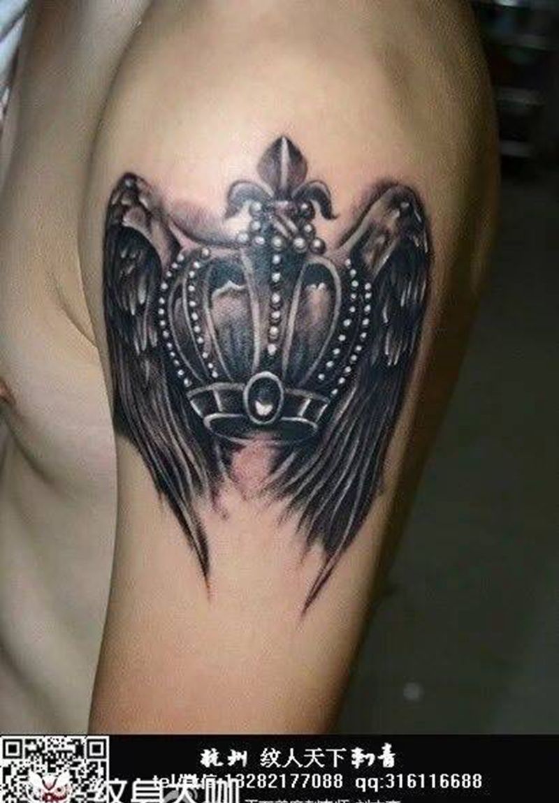 皇冠翅膀纹身图片