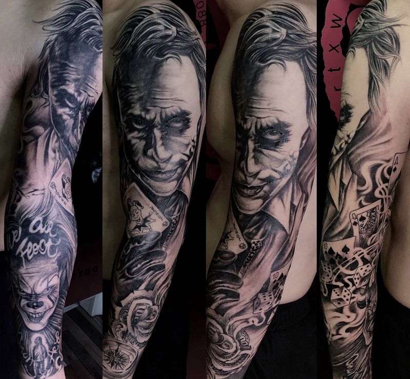 小丑纹身图片_手臂肩部欧美写实纹身图案