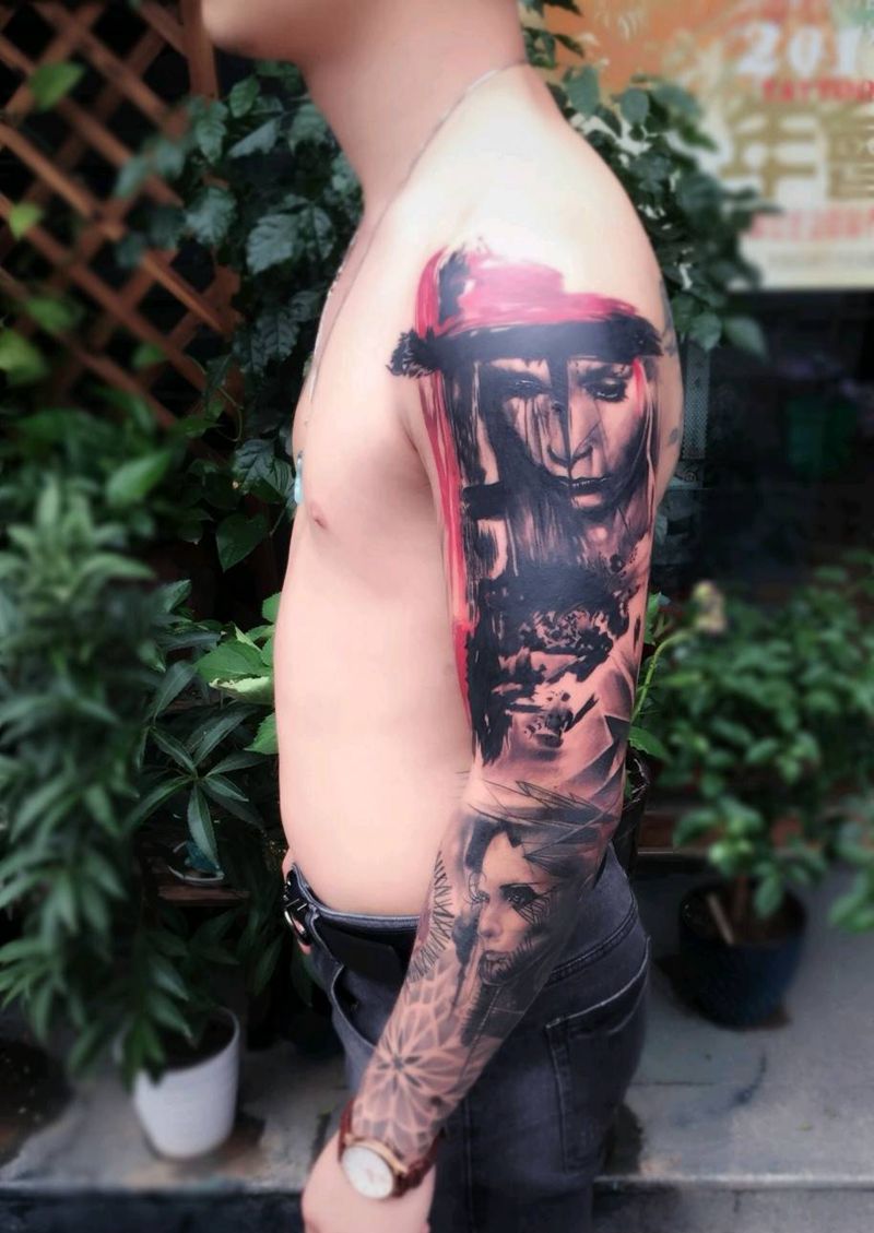 拼接花臂纹身纹身图片