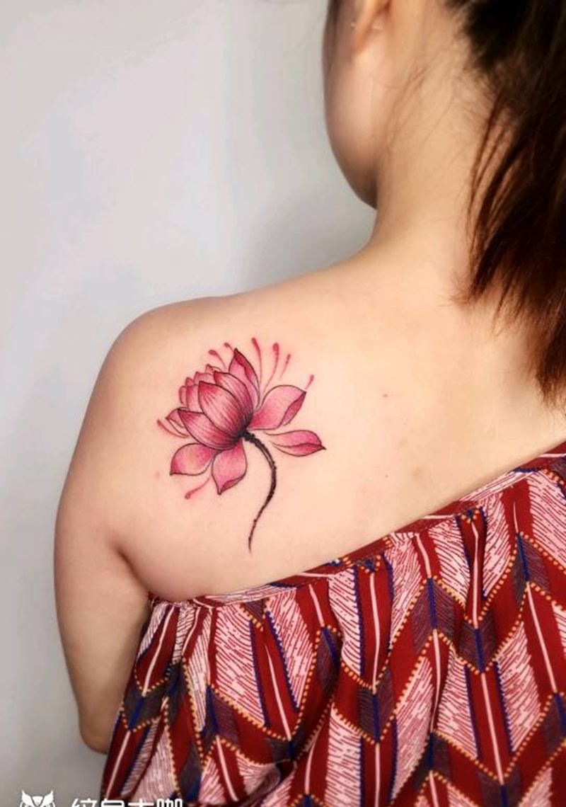 莲花纹身纹身图片_肩部纹身图案