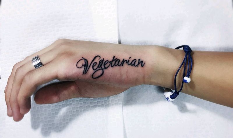 字母纹身纹身图片_手部纹身图案