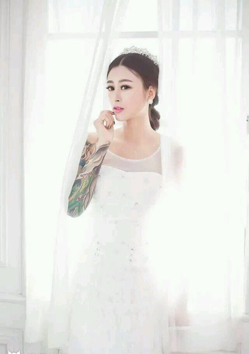 美女买家秀纹身图片