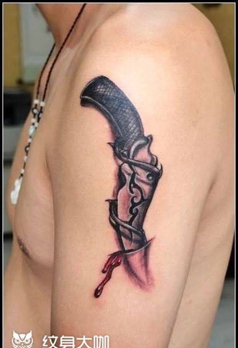刀纹身图片
