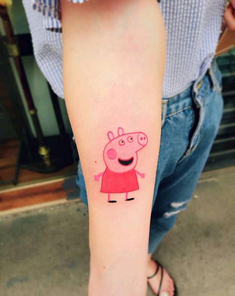 小猪佩奇身上纹 掌声送给社会人纹身图片