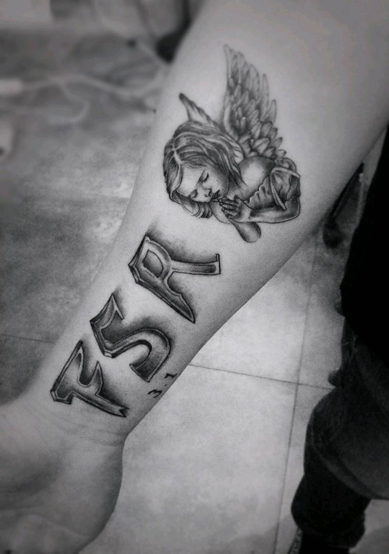 小臂纹身纹身图片_手臂欧美写实纹身图案