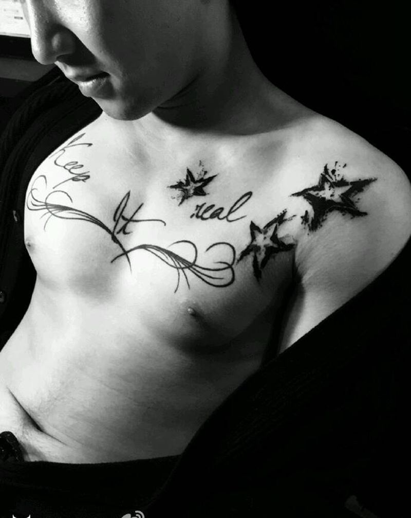 花胸    字母纹身图片