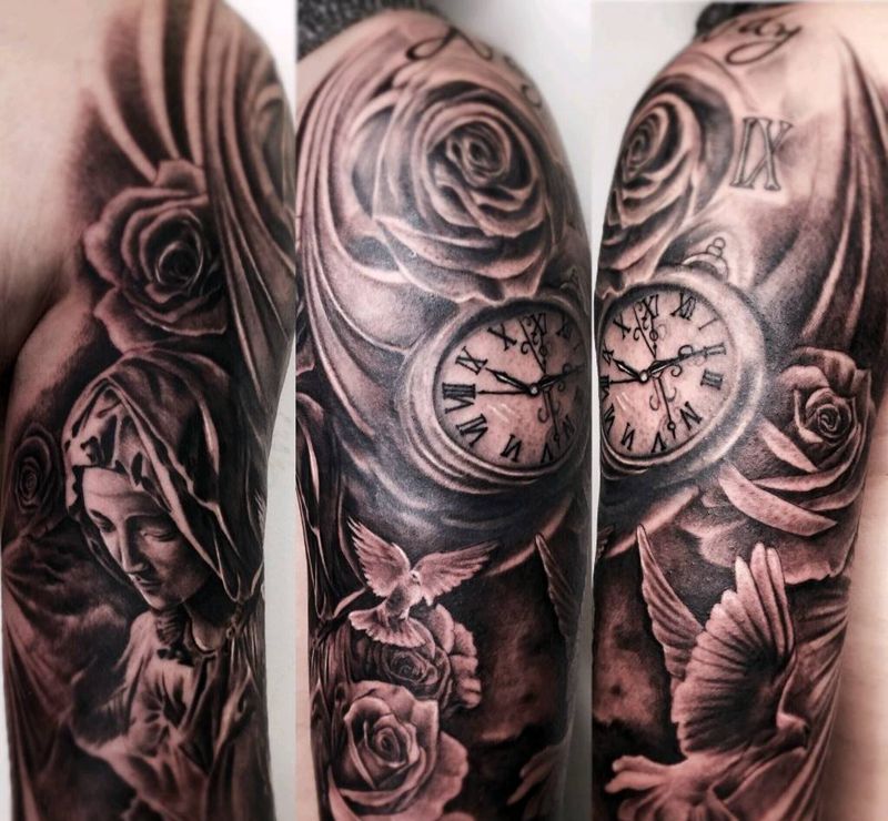 大臂纹身纹身图片_手臂欧美写实纹身图案