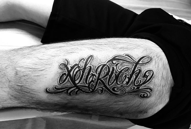 花体纹身图片_成品腿部欧美原创字符纹身图案