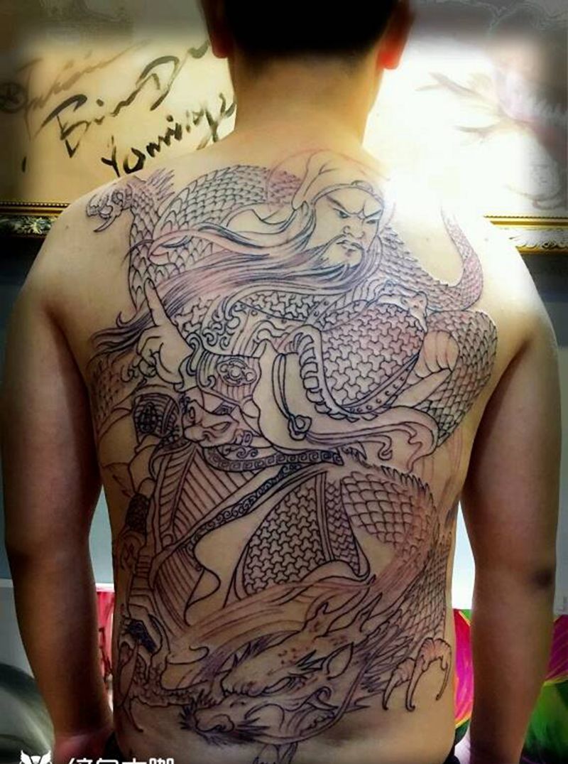 满背纹身纹身图片