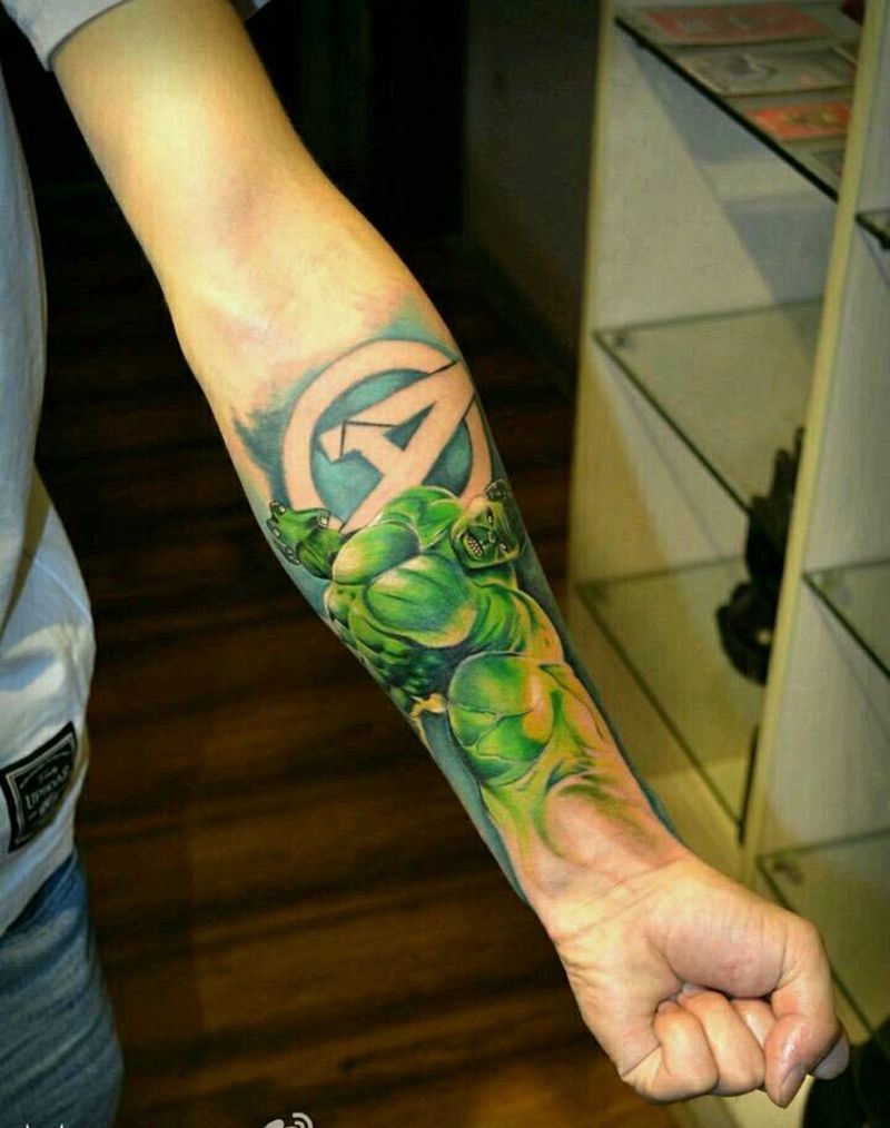 绿巨人纹身图片