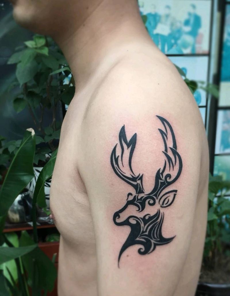 图腾鹿纹身图片