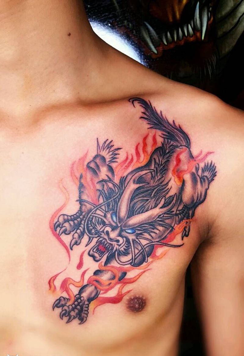 胸前纹身纹身图片