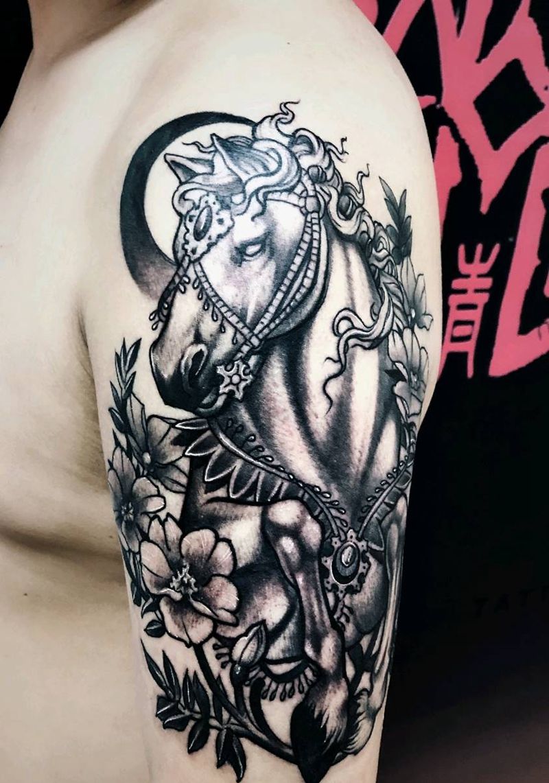 大臂纹身纹身图片_手臂新传统纹身图案