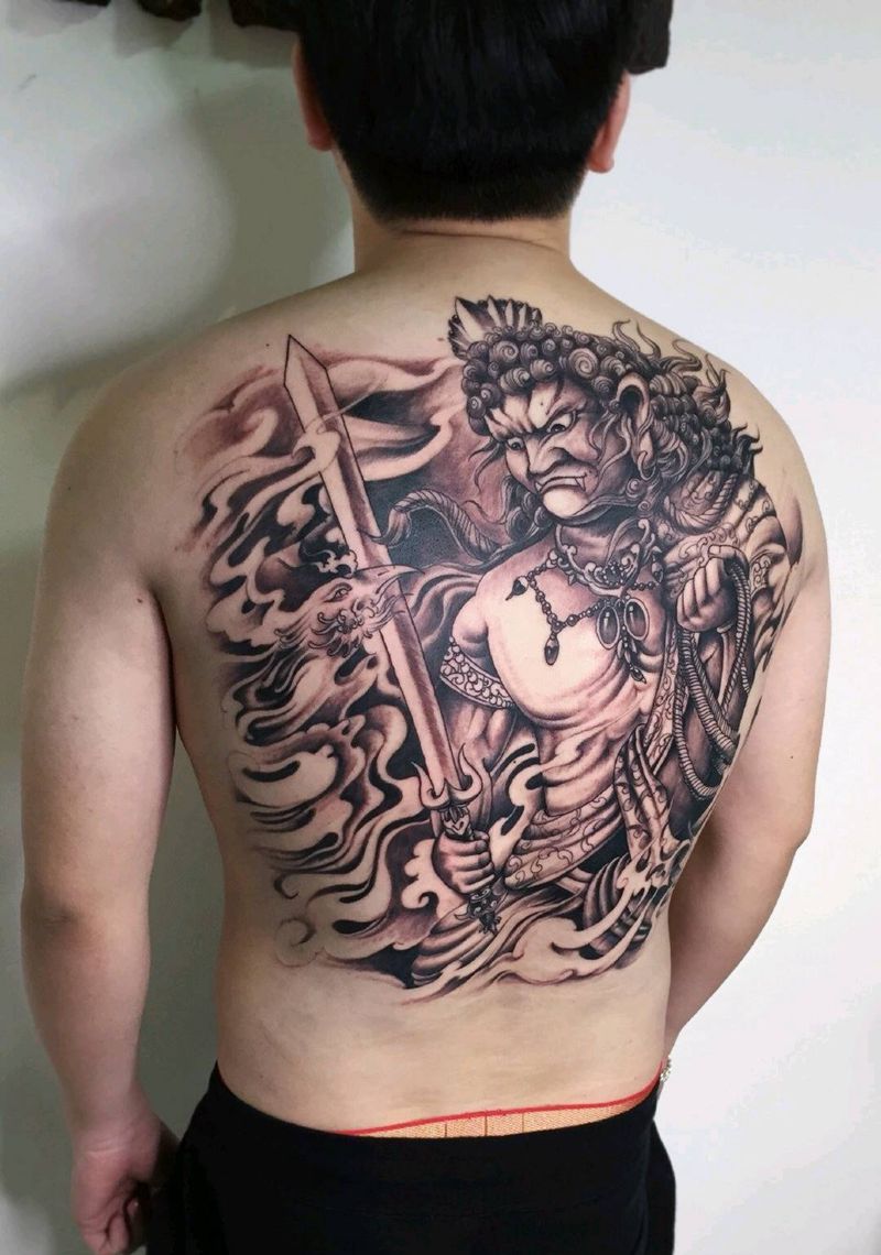 不动明王纹身图片