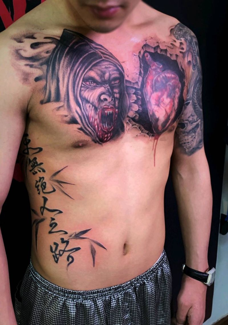 胸前纹身纹身图片_胸部纹身图案