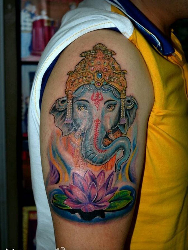 大臂纹身   象神纹身图片