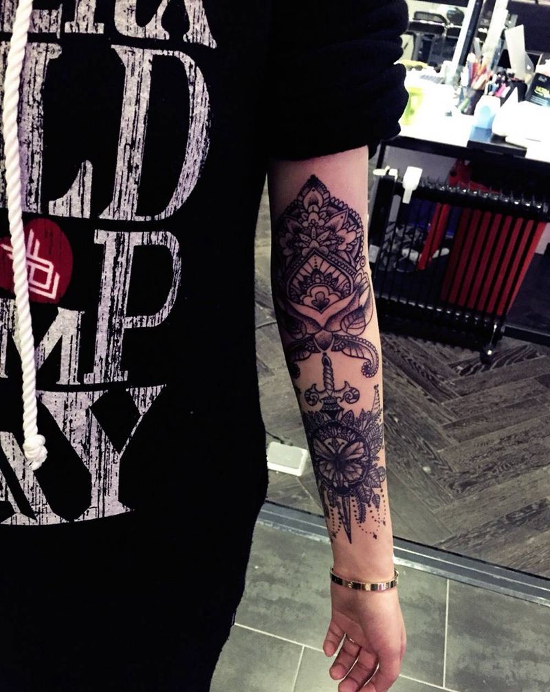 线条纹身纹身图片_成品手臂清新欧美几何纹身图案