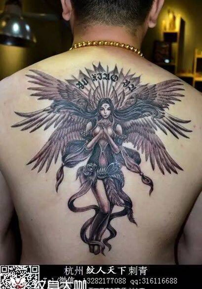 六翼天使纹身图片