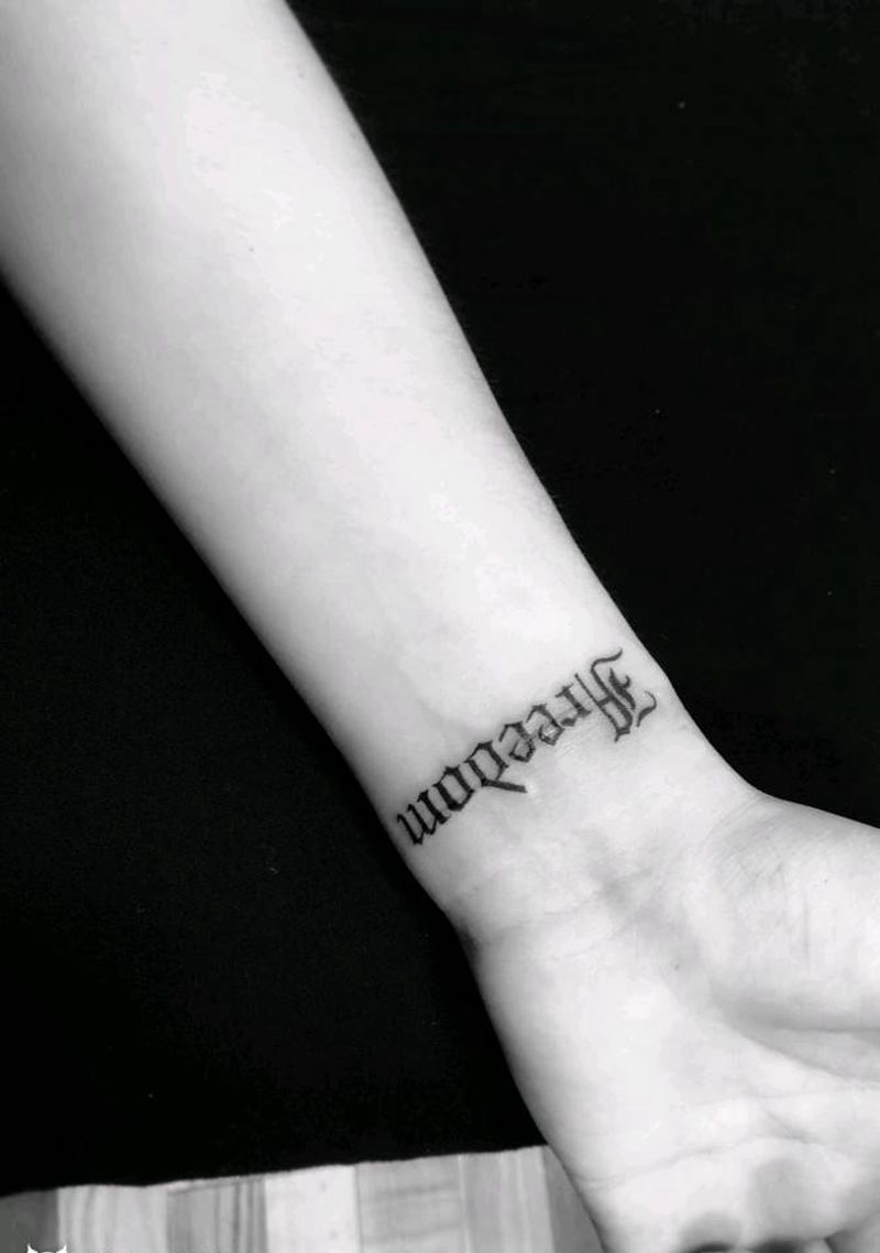 手腕纹身纹身图片_手臂纹身图案