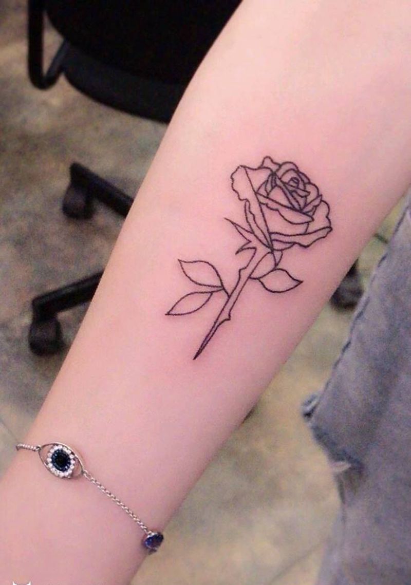 花纹身图片_手臂花纹身图案