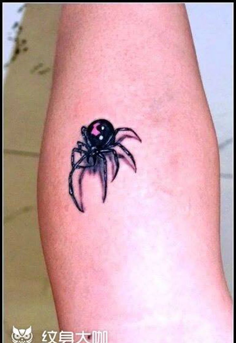 蜘蛛纹身图片_腿部纹身图案
