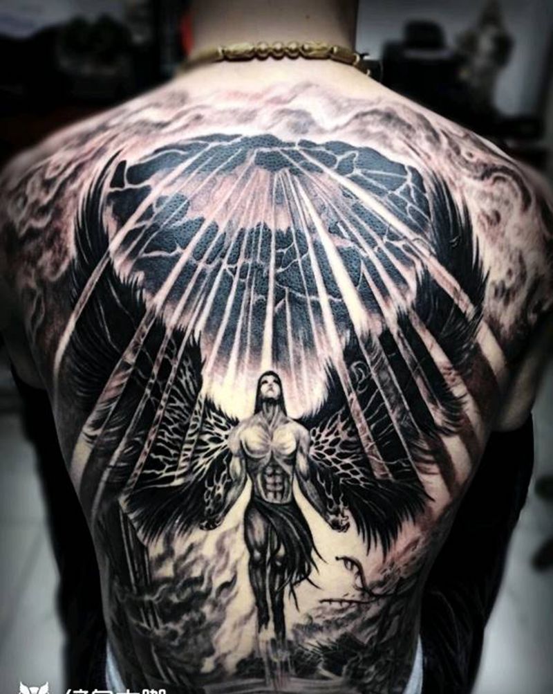 天烈纹身   满背纹身纹身图片_背部老传统纹身图案