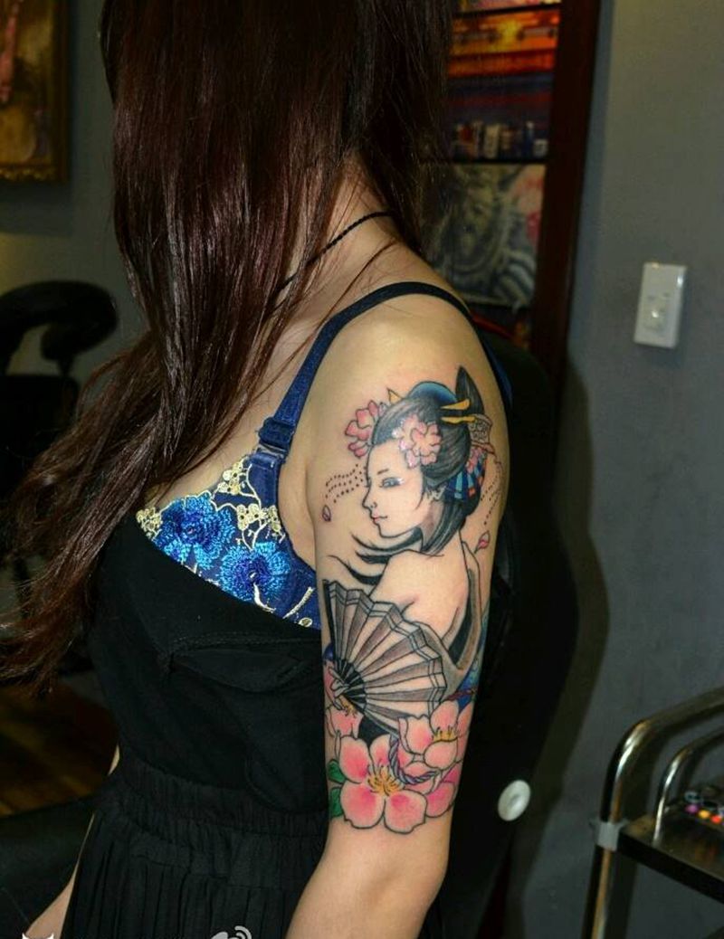 美女纹身   艺妓纹身纹身图片